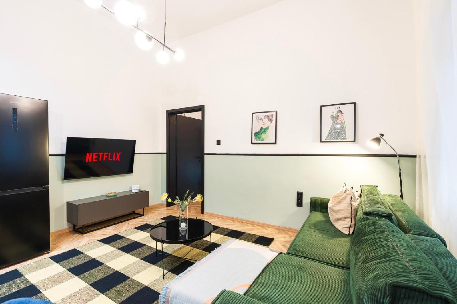 Apartment Luxury Peaceful Nest By The St Stephen's Basilica