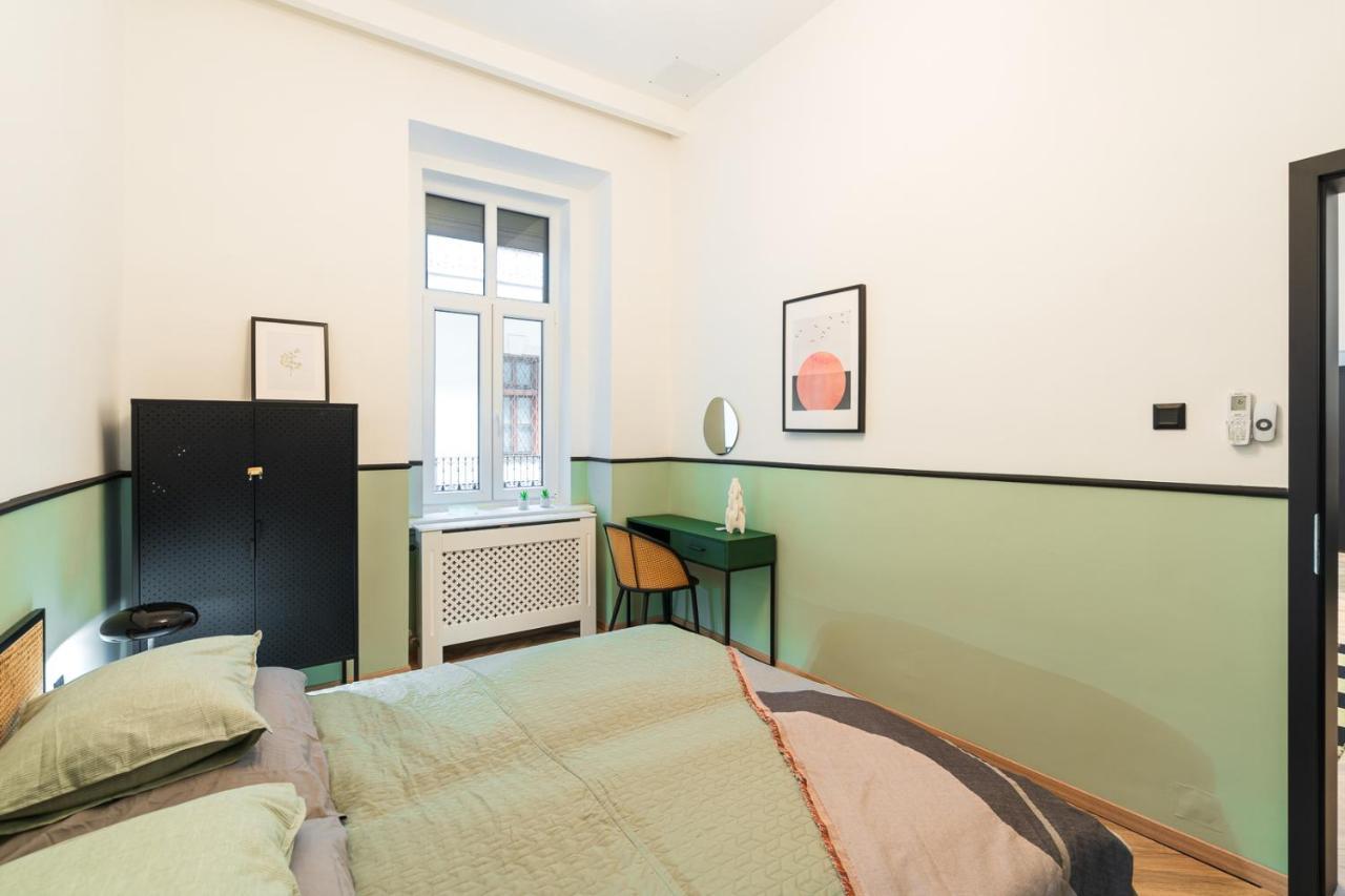 Luxury Peaceful Nest By The St Stephen's Basilica Будапешт